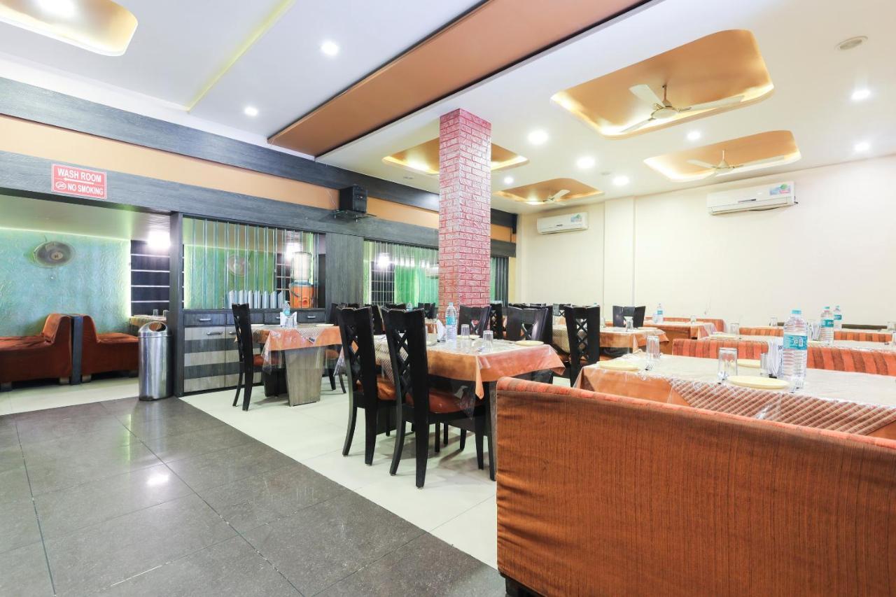 Oyo 3341 Hotel Malwa Country Indore Buitenkant foto